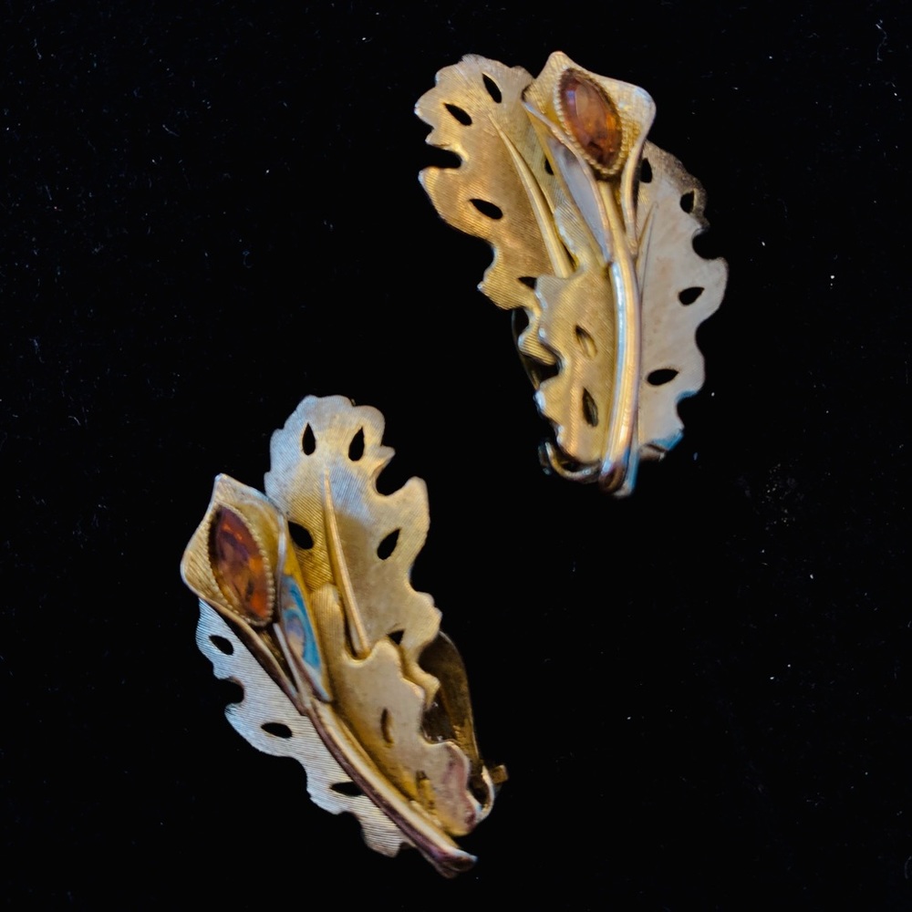 Vintage Whiting And Davis Clip Earrings